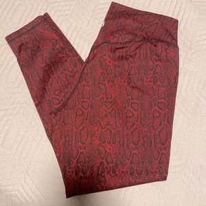 Size XXL BuffBunny Red Snakeprint Leggings